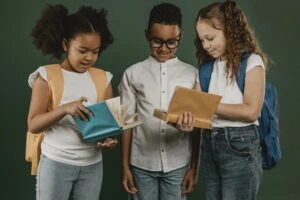 Dicas de incentivo à leitura para crianças e adolescentes