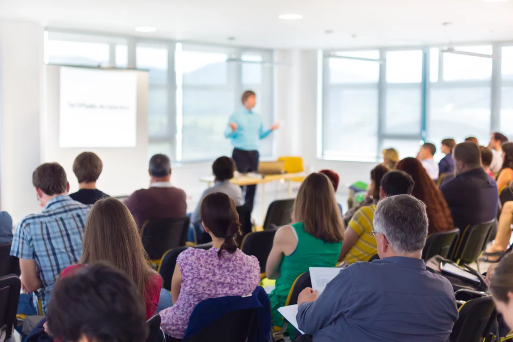 estratégias para capacitar professores