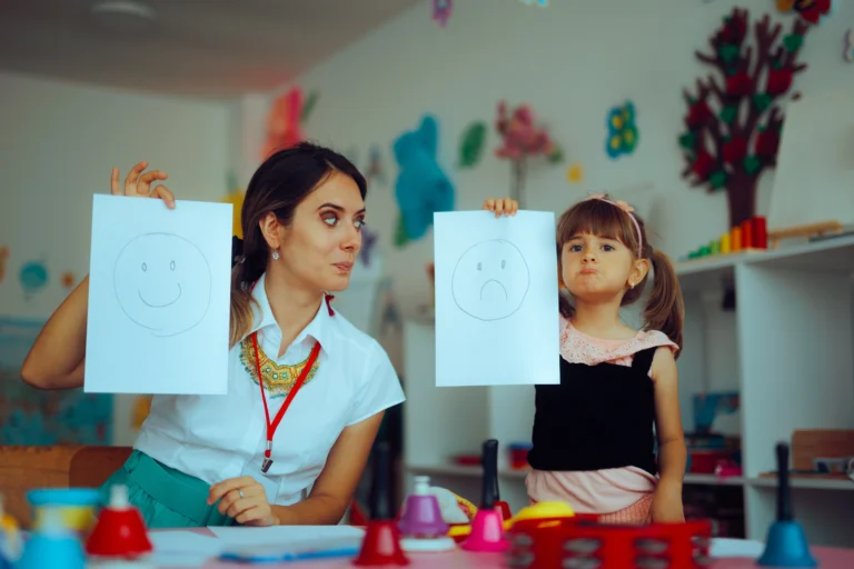 O QUE É EDUCACÇÃO SOCIOEMOCIONAL