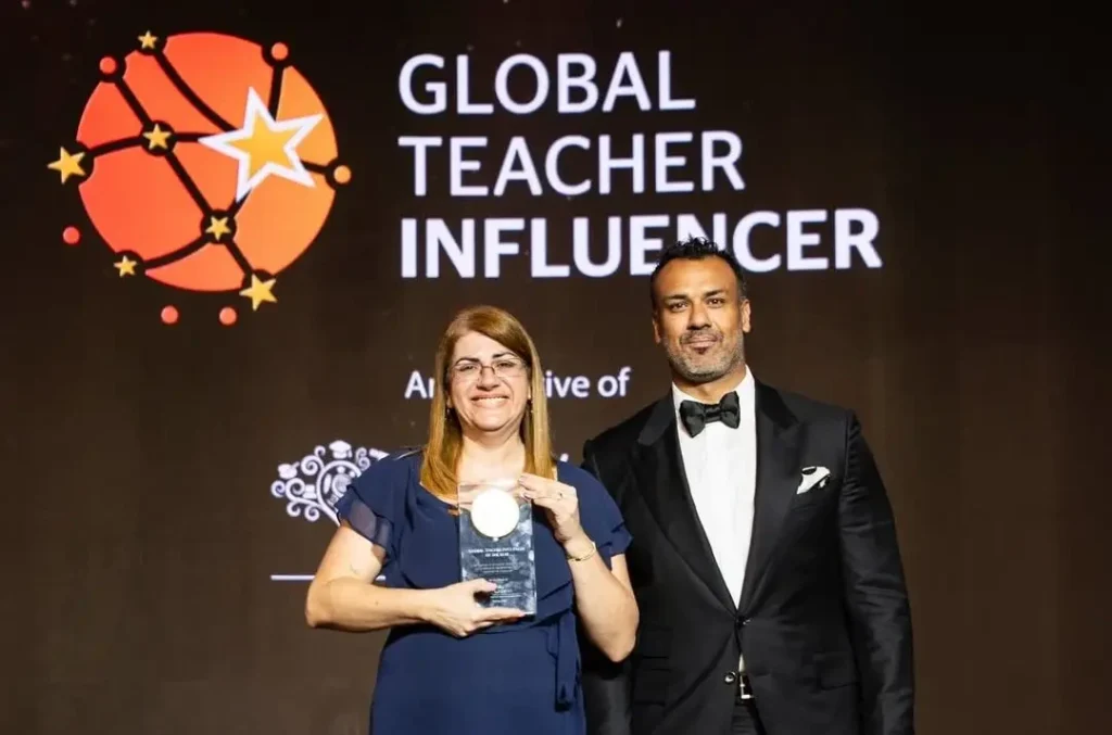 Debora Garofalo prêmio Global Teacher Influencer