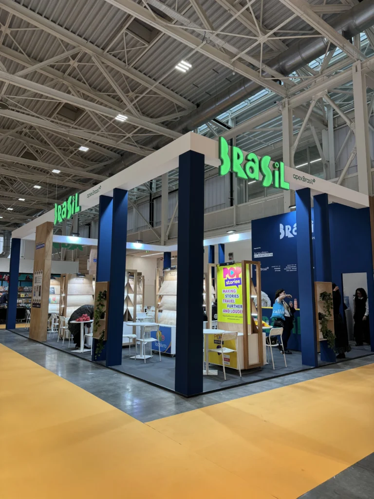 Estande do Brazilian Publishers na Feira de Bolonha