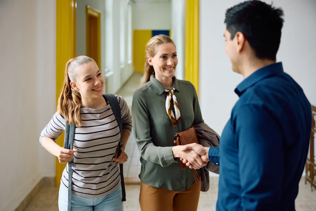 Por que uma família escolhe uma escola? O que o Jobs to be Done pode nos ensinar